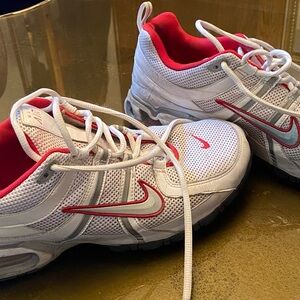 Nike Max Air White and Red Athletic Shoes